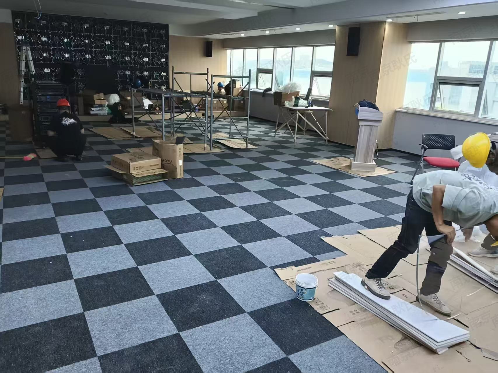 办公方块毯施工