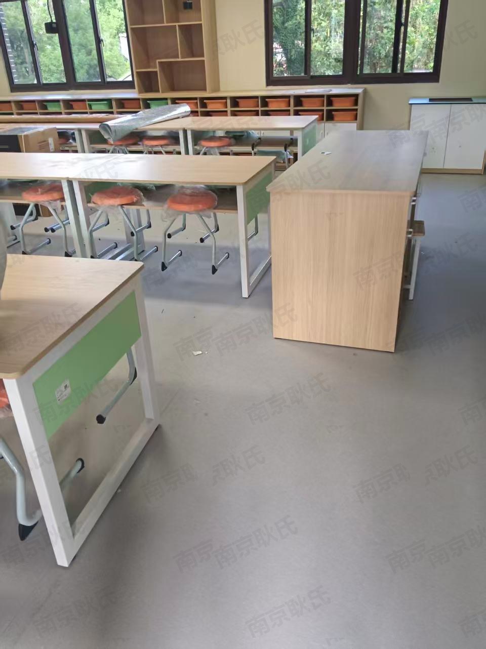 学校教室地胶